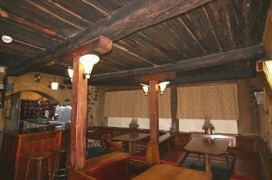 Gasthaus Zum Weissen Kreuz Hotel Samedan Buitenkant foto