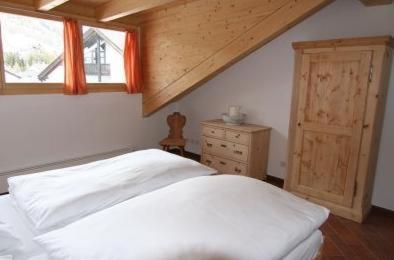 Gasthaus Zum Weissen Kreuz Hotel Samedan Kamer foto